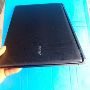 Acer Aspire E15 Laptop 01