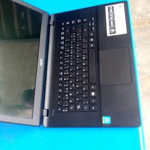 Acer Aspire E15 Laptop 02