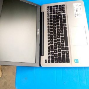 Asus-NoteBook Desktop-OF10V43 Laptop 02