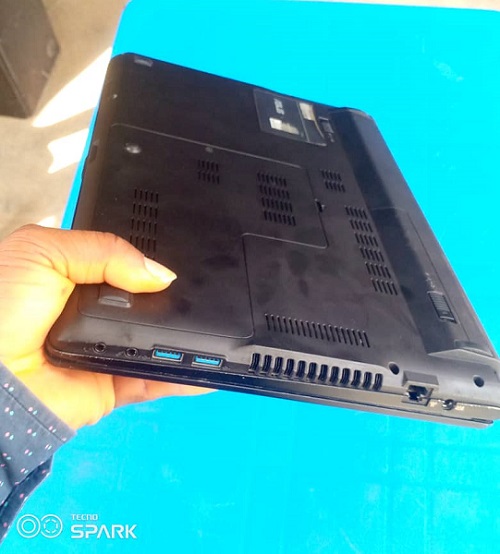 Asus Q400A Notebook Pc 03