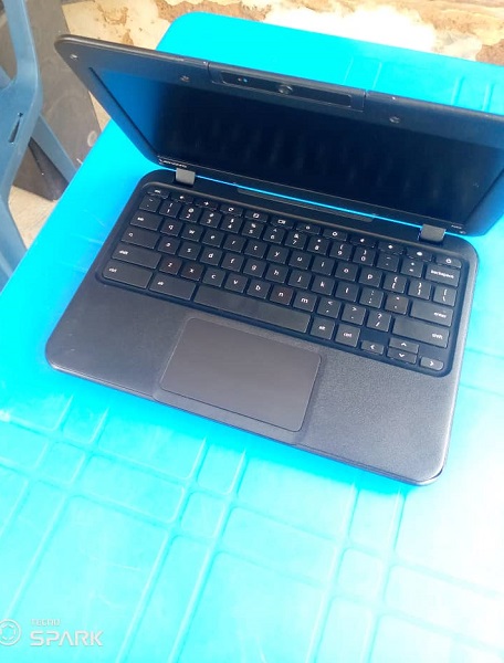 Lenovo Slim Chromebook Mini Laptop 02