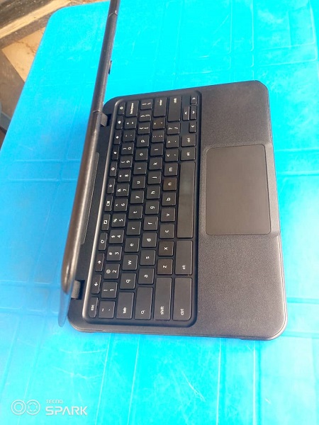 Lenovo Slim Chromebook Mini Laptop 04