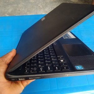 Acer Aspire Es1-531 03